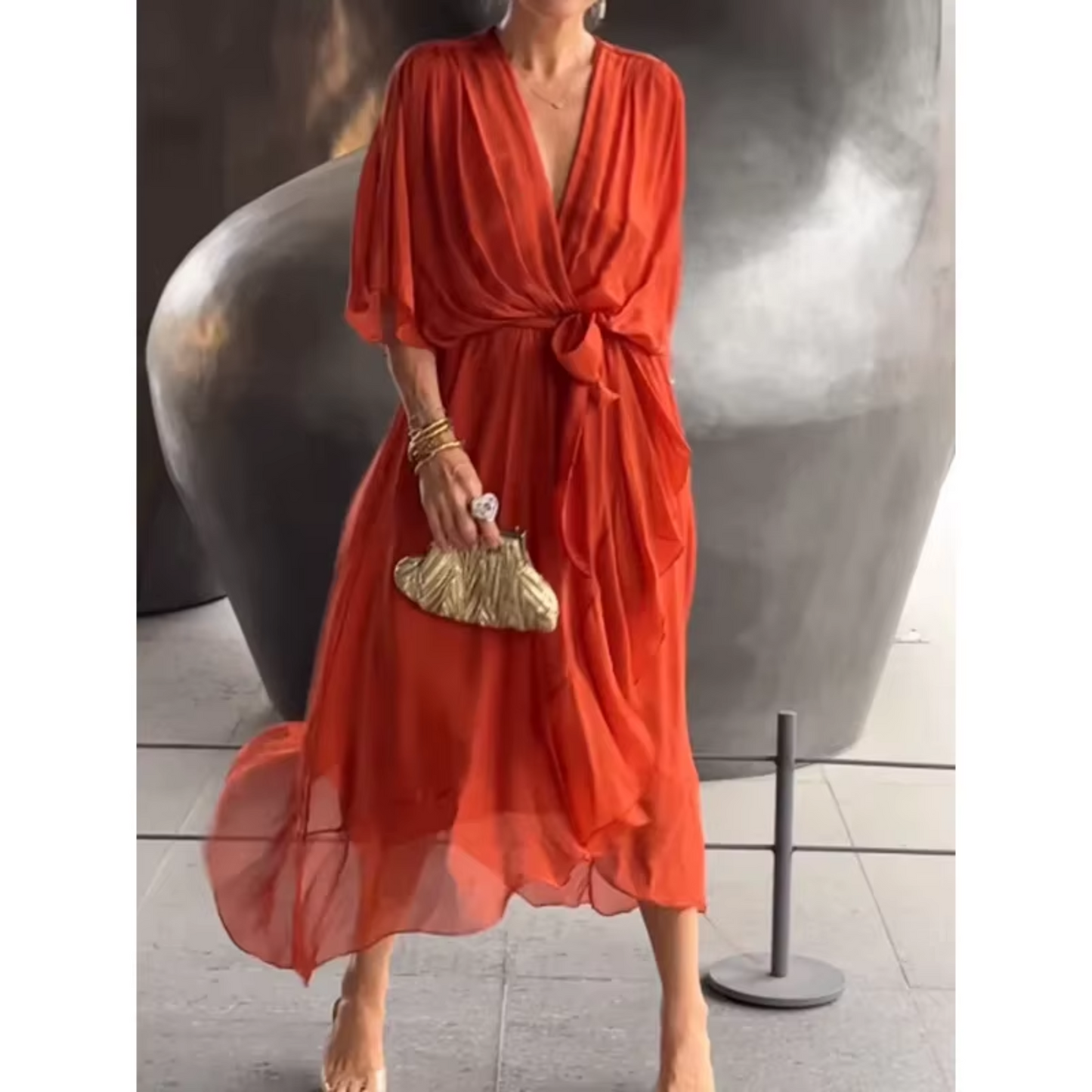 ALBA™ ROBE ASYMÉTRIQUE À MANCHES CHAUVE-SOURIS