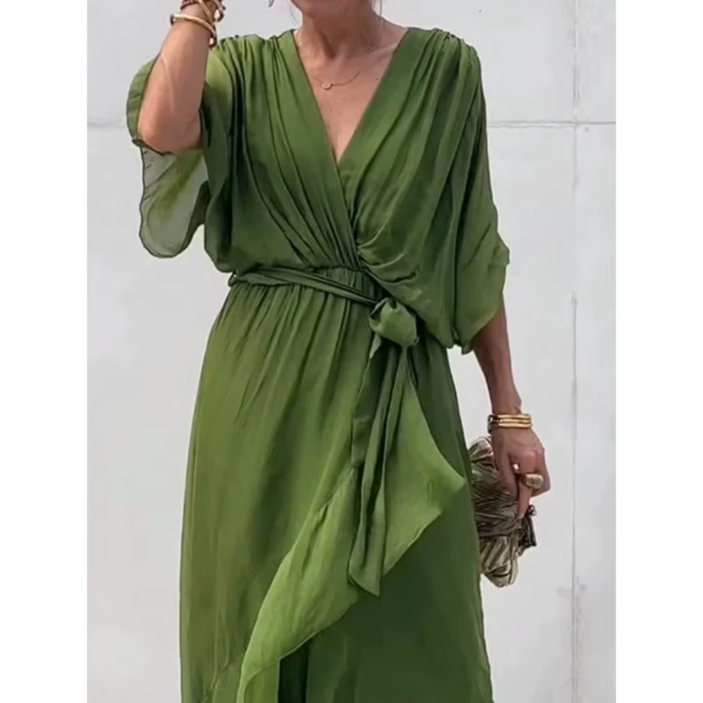ALBA™ ROBE ASYMÉTRIQUE À MANCHES CHAUVE-SOURIS