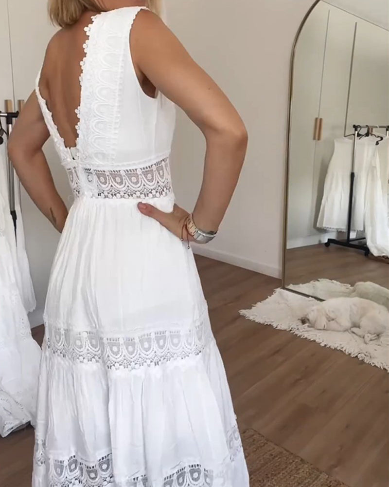 ALYSSA™ ROBE MAXI EN DENTELLE À COL EN V