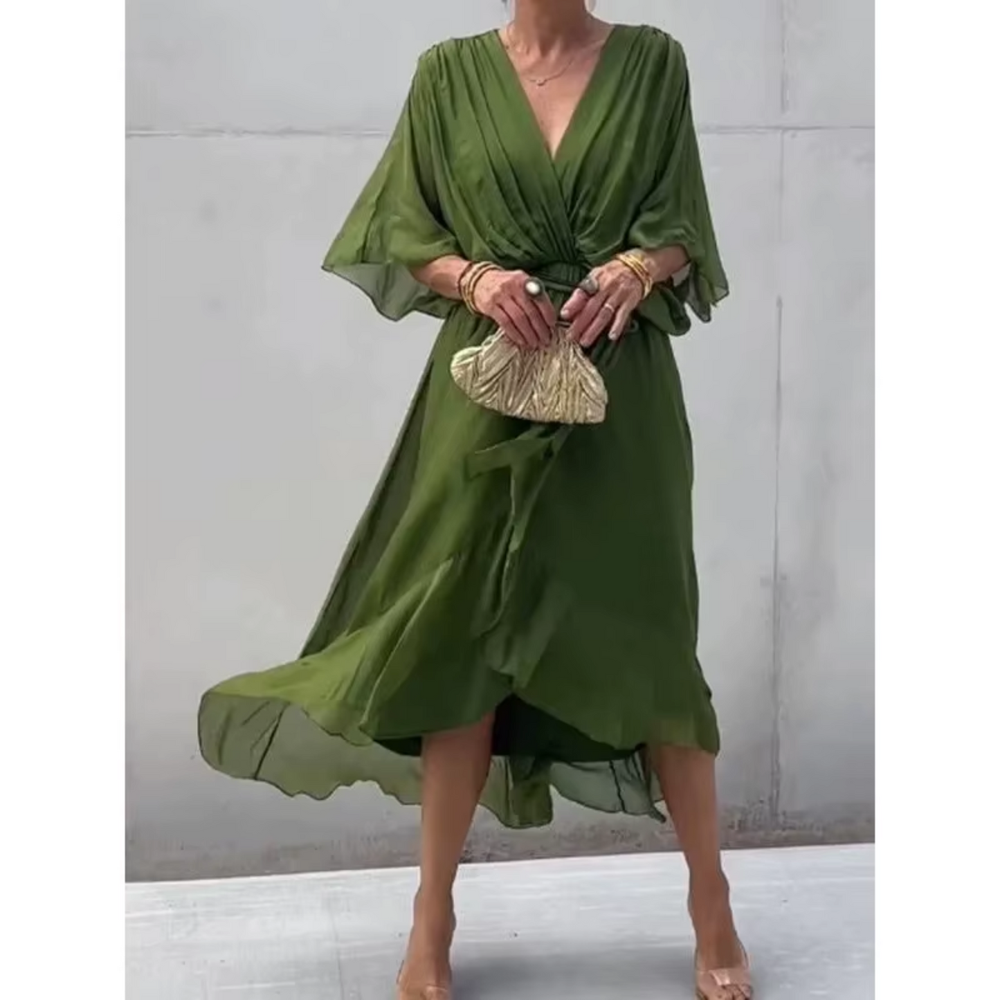 ALBA™ ROBE ASYMÉTRIQUE À MANCHES CHAUVE-SOURIS